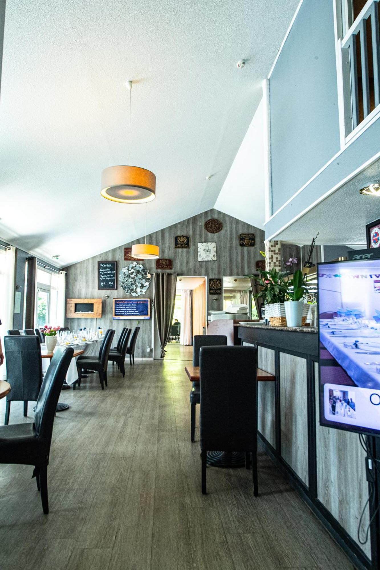 Logis Hotel - Le Relais Du Parisis Villeparisis Exteriér fotografie