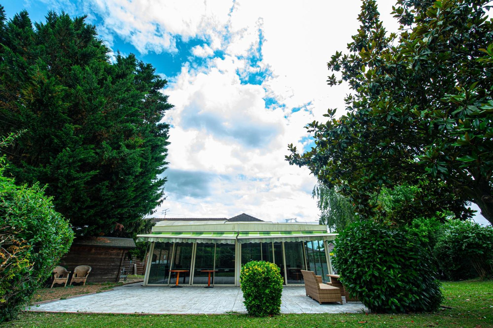 Logis Hotel - Le Relais Du Parisis Villeparisis Exteriér fotografie