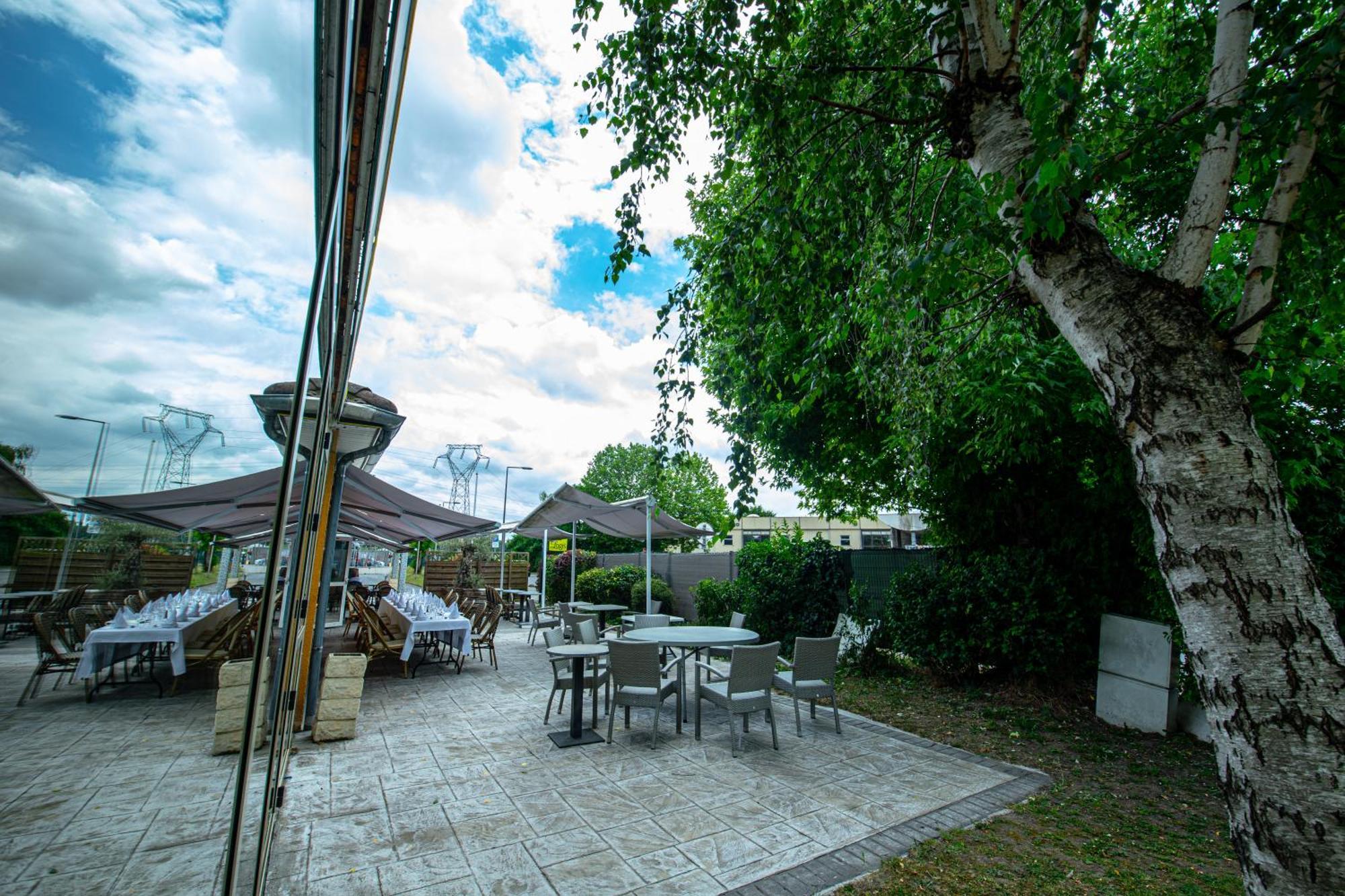 Logis Hotel - Le Relais Du Parisis Villeparisis Exteriér fotografie