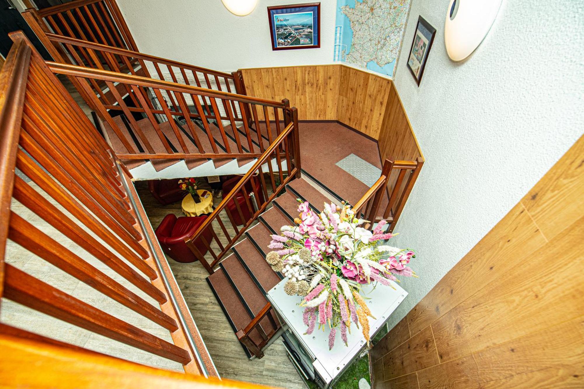 Logis Hotel - Le Relais Du Parisis Villeparisis Exteriér fotografie