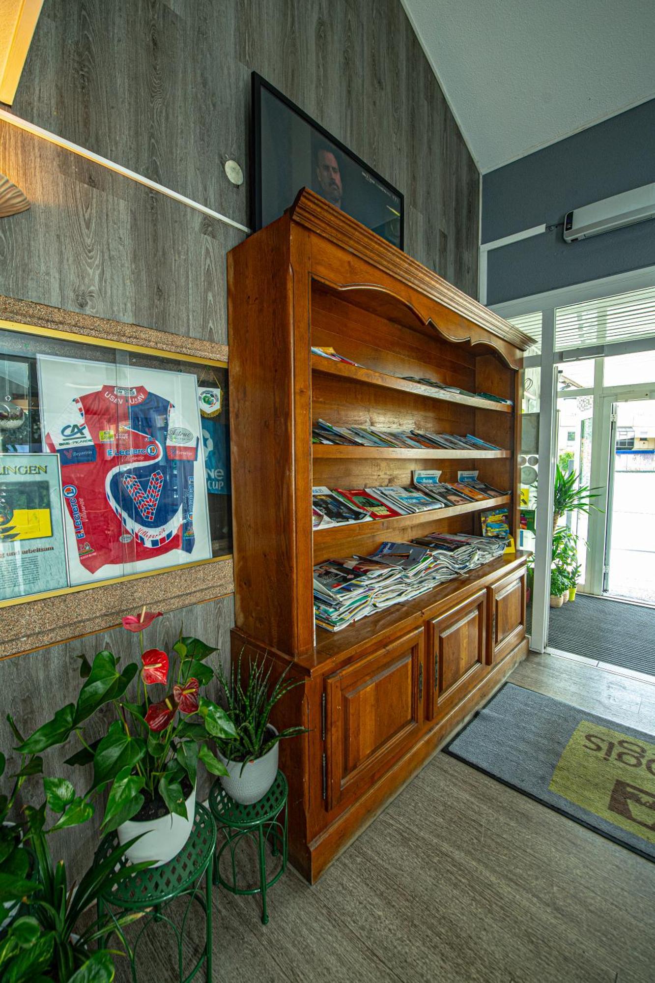 Logis Hotel - Le Relais Du Parisis Villeparisis Exteriér fotografie